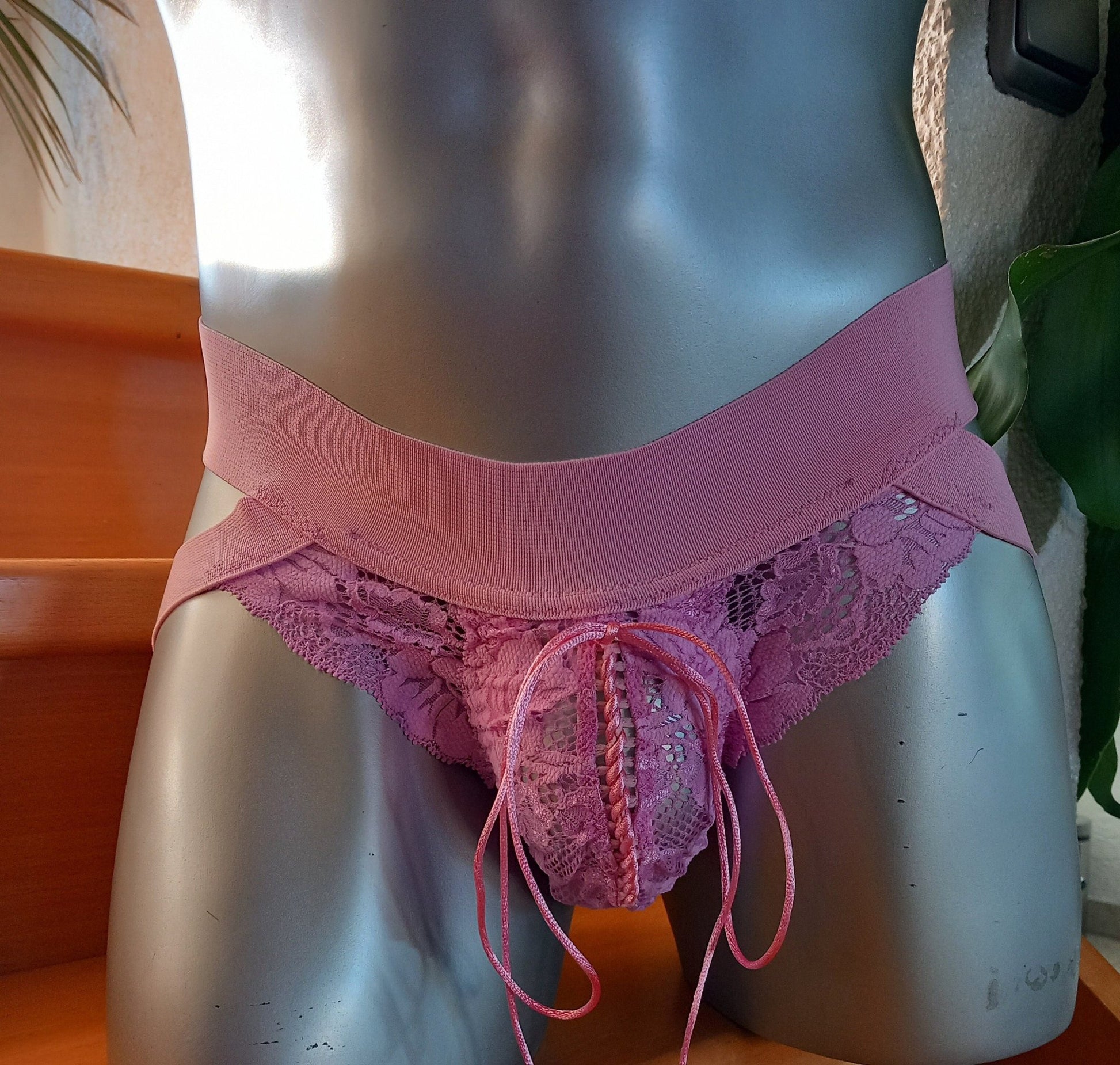 Spitzen - Corsagen - Thong rosa/pink Sissy Suspensorium geschnürt Play - Toy - SEXSENSE