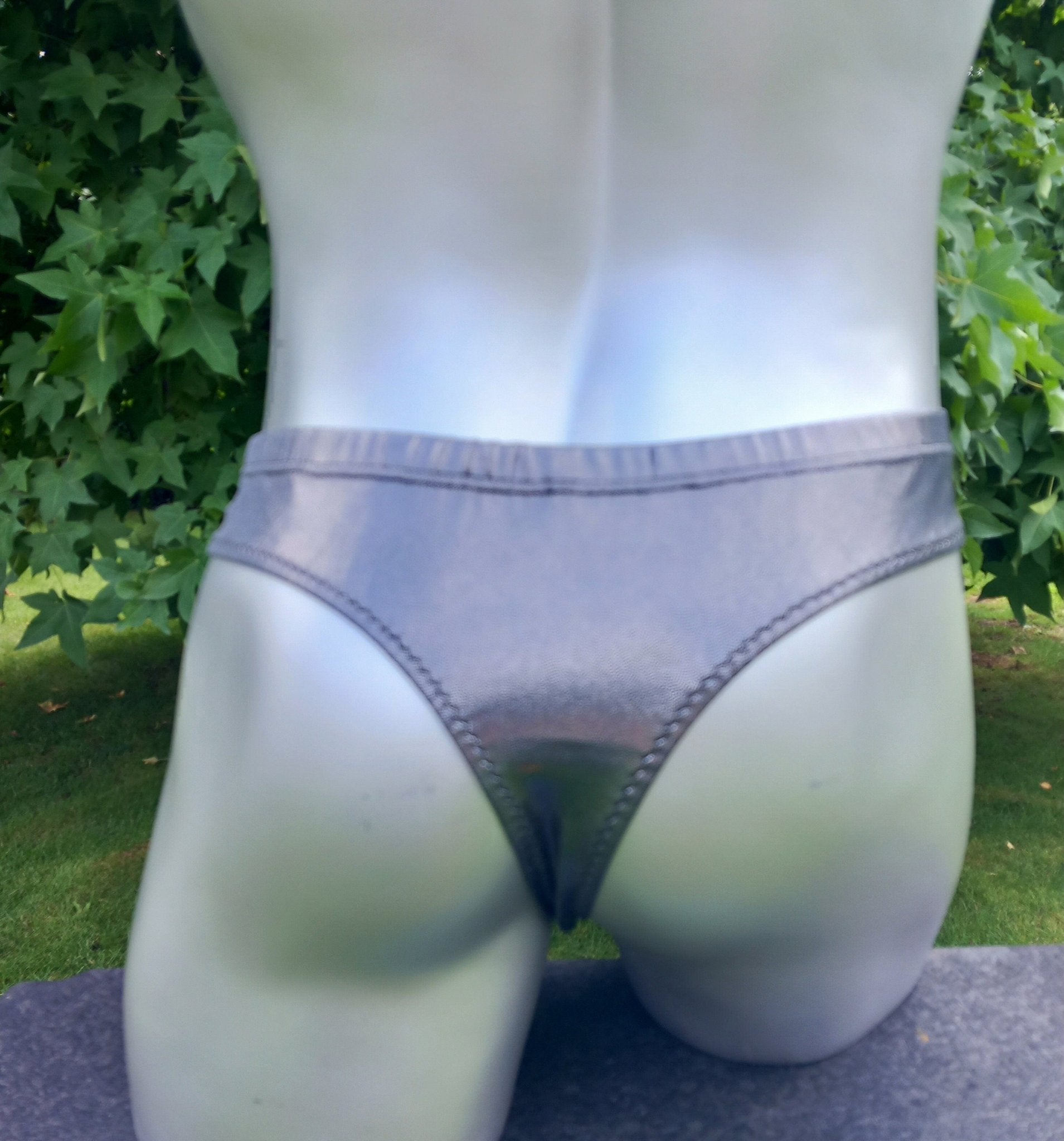Badehose String Gun Metall Lycra Jersey Herren Unikat in Größe M - SEXSENSE