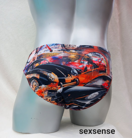 Badehose aus Scubajersey mit Porsche 911 allover Druck.