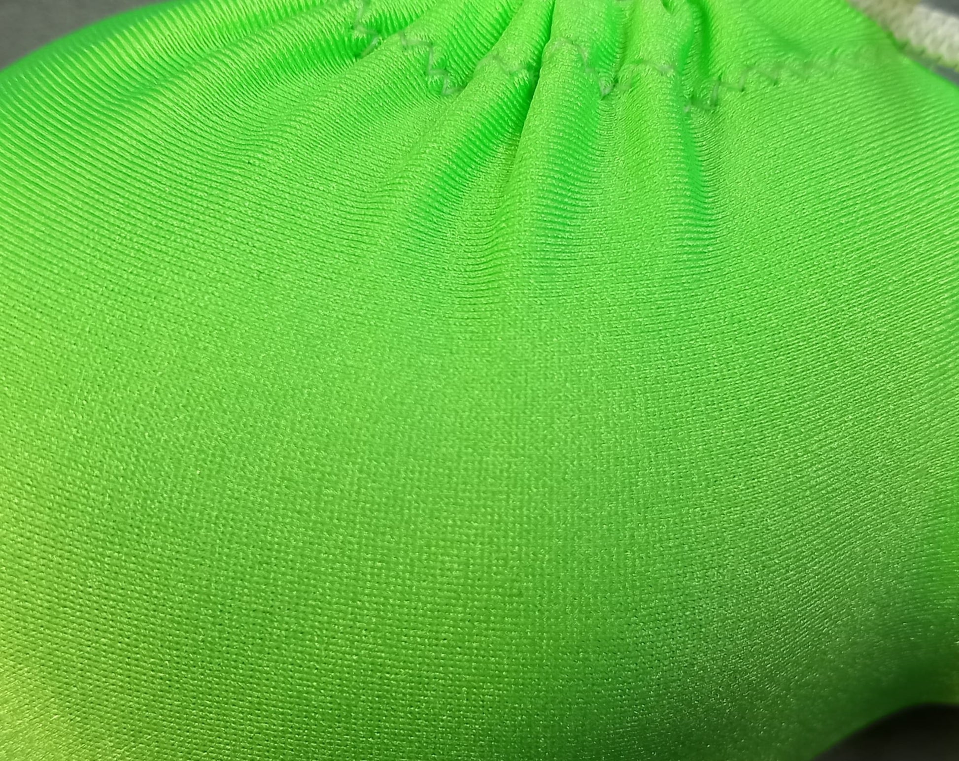 Penissocke Lümmeltüte Juwelensäckchen neongrün Hodensack Onesleeve elastische Lycra - SEXSENSE